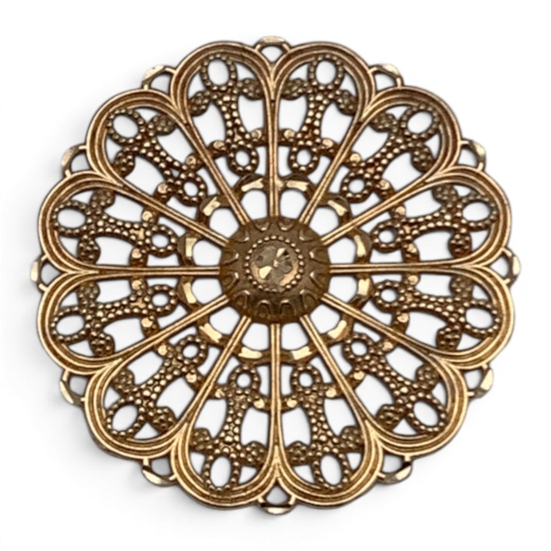 Vintage 14k Yellow Gold Pendant: Vintage 14k Yellow Gold Pendant Featuring An Intricate Open Work Design Marked: 14k - 1 1/4" Long - 2.5 Dwt