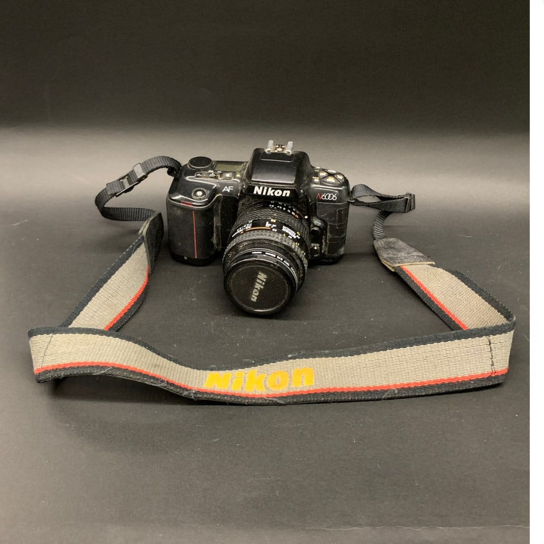 Nikon N6006 Camera (1 of 20)