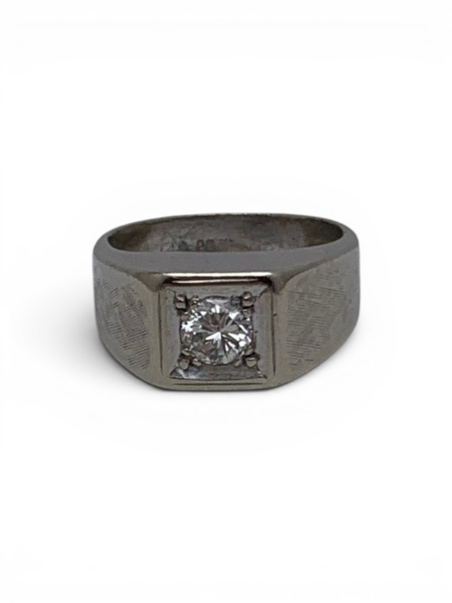 14k White Gold & Solitaire Diamond Ring: 14k White Gold Ring Featuring A Solitaire Round Cut Diamond Approx. 0.33ctMarked 14k - Size 5 - 3.2 DwtGemstones Tested With Presidium Gem Tester Il - Berners Does Not Guarantee Authenticity Of