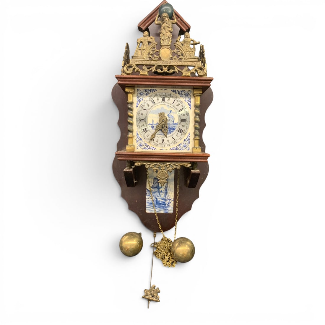 Vintage Wall Clock (1 of 8)