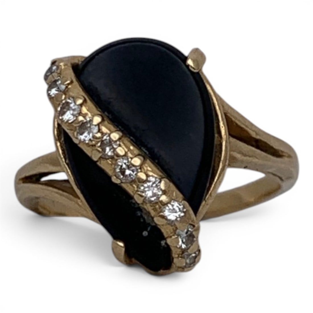 Vintage 14k Yellow Gold Diamond & Black Stone Ring: Vintage 14k Yellow Gold Ring Featuring A Teardrop Black Stone With 10 Round Cut White Diamonds Approx. 0.02ct EachTests 14k - Size 5 - 2.0 DwtGemstones Tested With Presidium Gem Tester Il - Berners
