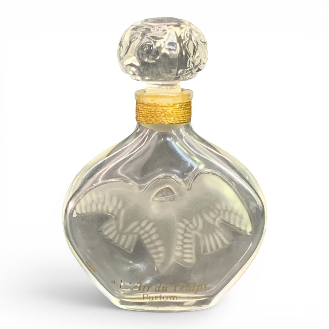 Nina Recci L' Air Du Temps Parfum Bottle: Nina Recci L' Air Du Temps Parfum BottleMarked: L' Air Du Temps Parfum, Nina Ricci Paris, Made In France3 7/8" Tall