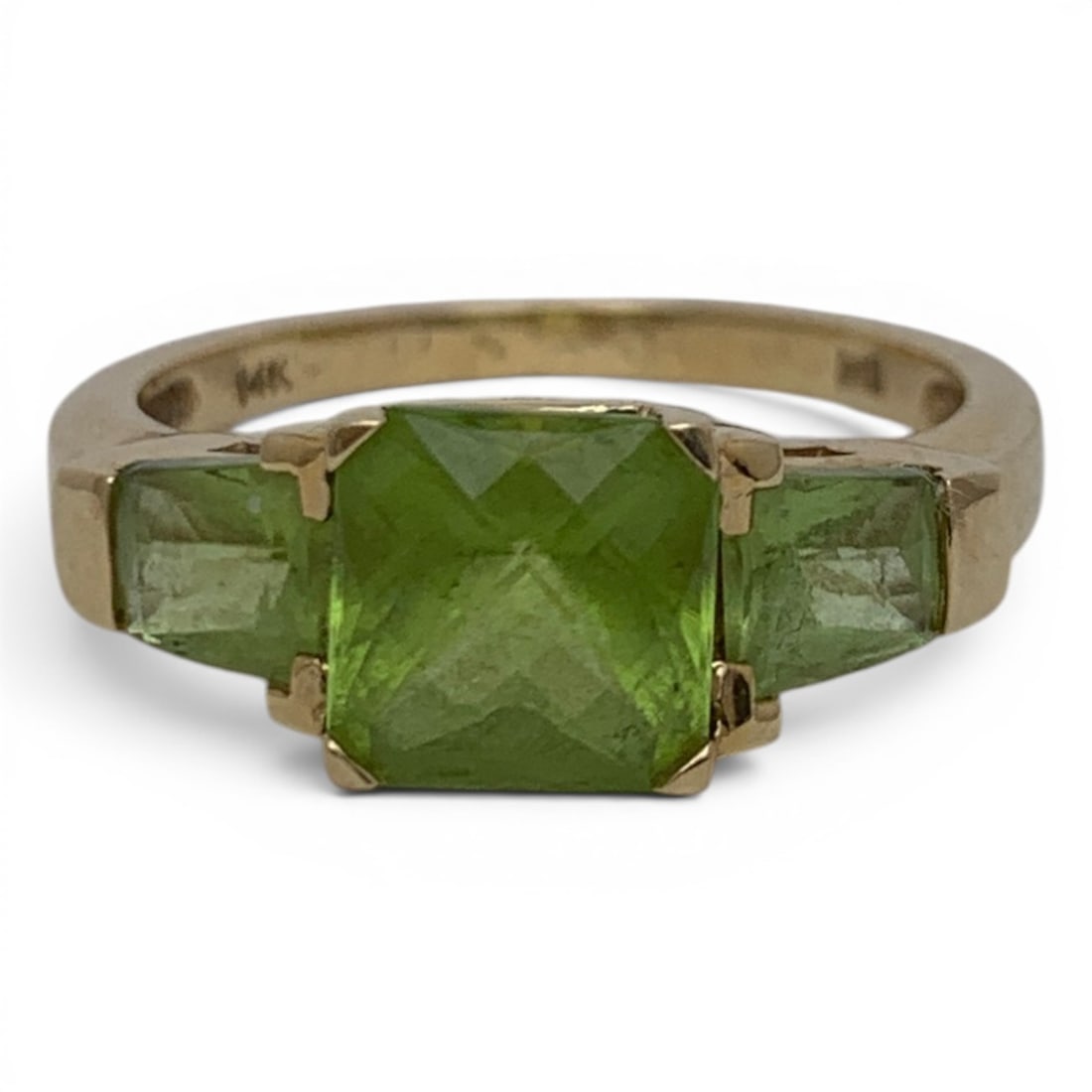 14k Yellow Gold & Green Citrine Ring: 14k Yellow Gold Ring Featuring 3 Green Citrine GemstonesMarked 14k - Size 7 - 2.0 DwtGemstones Tested With Presidium Gem Tester Il - Berners Does Not Guarantee Authenticity Of Gemstones