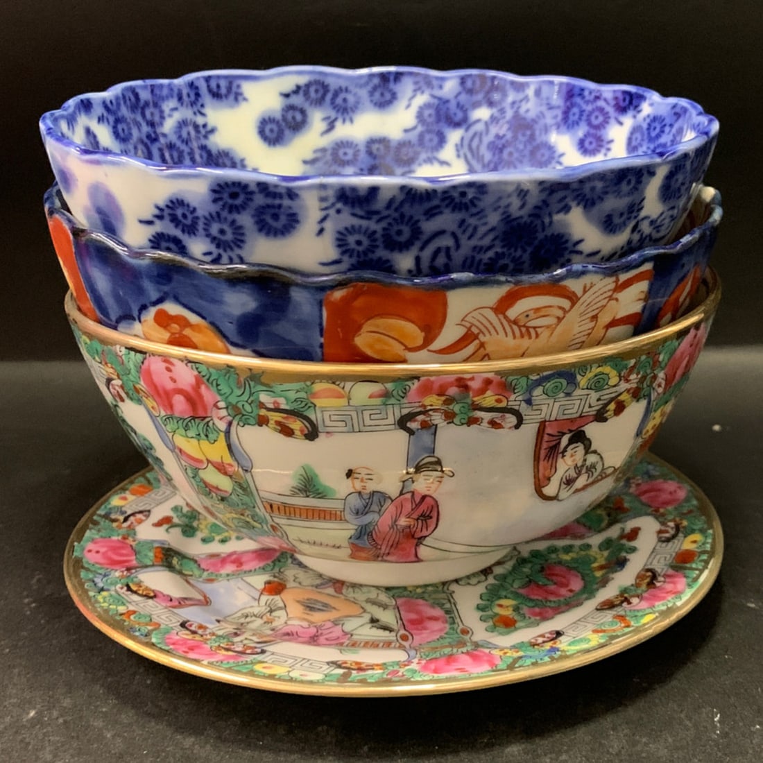 Group Of 4 Handpainted Asian Porcelain Dishes (1 of 5)