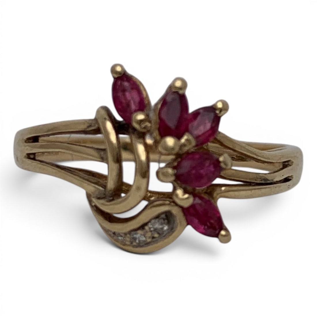 Vintage 14k Yellow Gold Diamond & Ruby Ring (1 of 6)