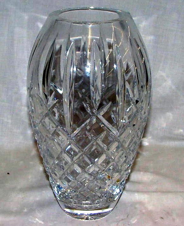 94 9" pineapple pattern crystal vase