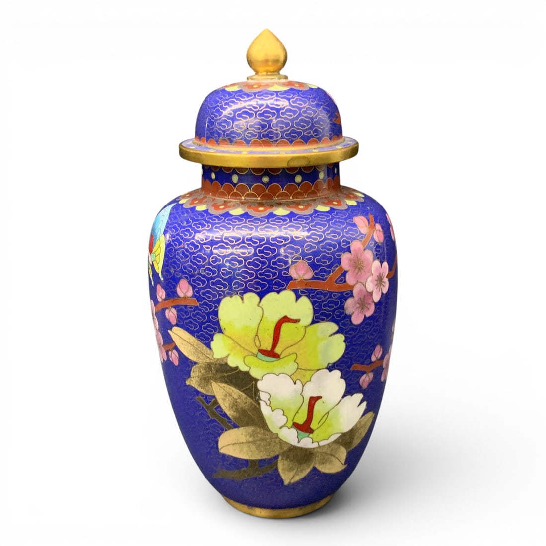 Vintage Chinese Blue Cloisonne Lidded Vase: Vintage Chinese Cloisonne Lidded Vase Featuring A Blue Background With Pink/ Purple Flower Motifs8 3/8" Tall