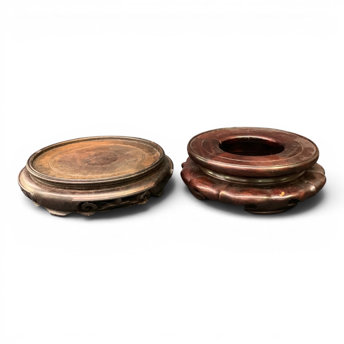 2 Vintage Carved Wooden Bases: 2 Vintage Carved Wooden Bases 1 1/4 - 2 1/8" Tall