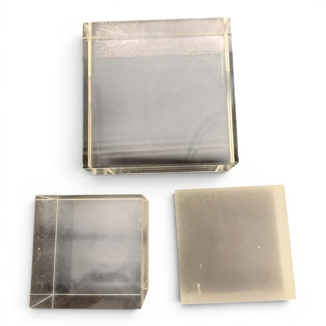 3 Acrylic Bases - 4