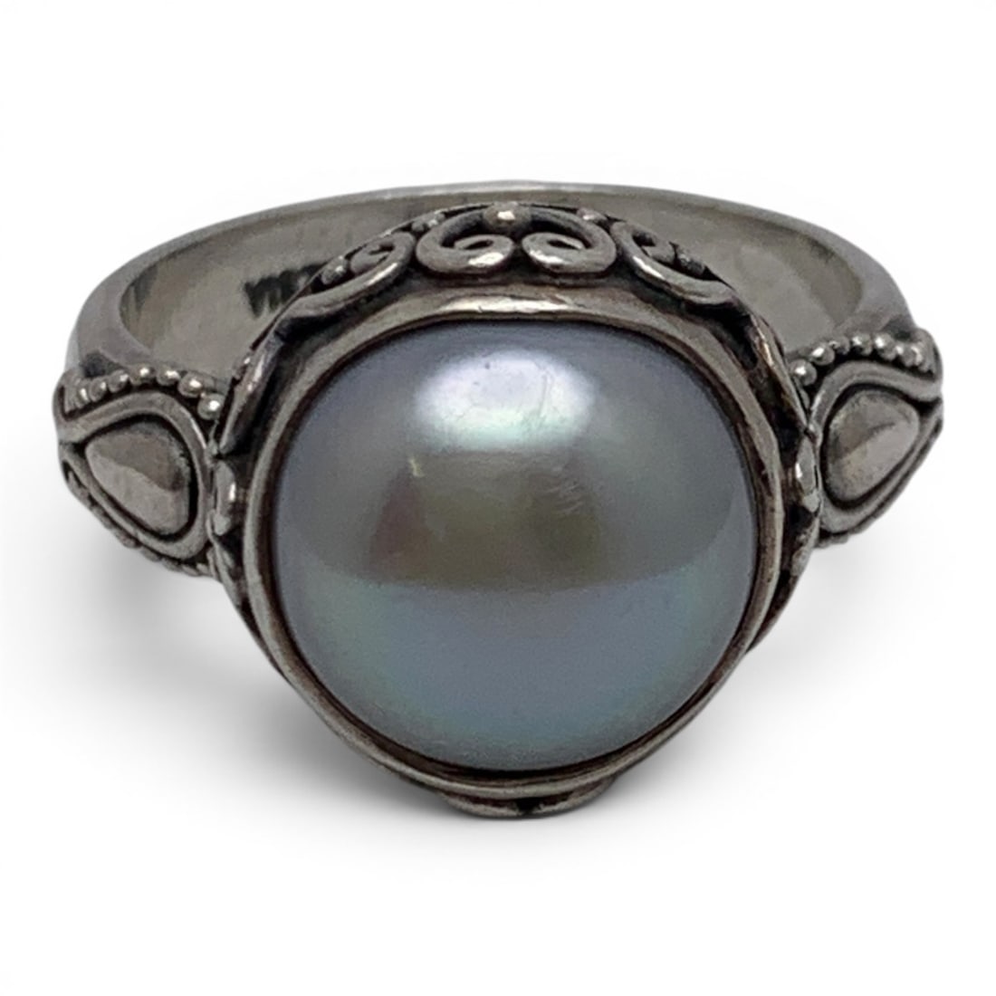 Sterling Silver & White Pearl Ring: Sterling Silver Ring Featuring A White Pearl Marked: 925 - Size 9 - 7.8 Grams