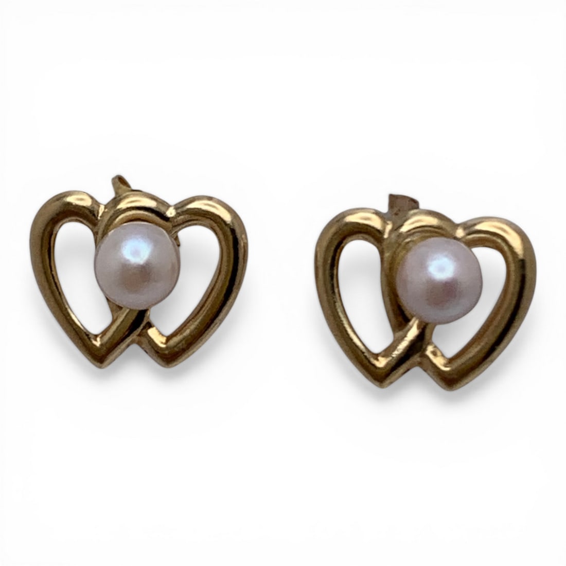 Pair Of 14k Yellow Gold & White Pearl Earrings: Pair Of 14k Yellow Gold Earrings With A Two Heart Design Featuring A Round White Pearl Set In The Center.Marked 14k - 1/4" Diameter - 0.4 Dwt