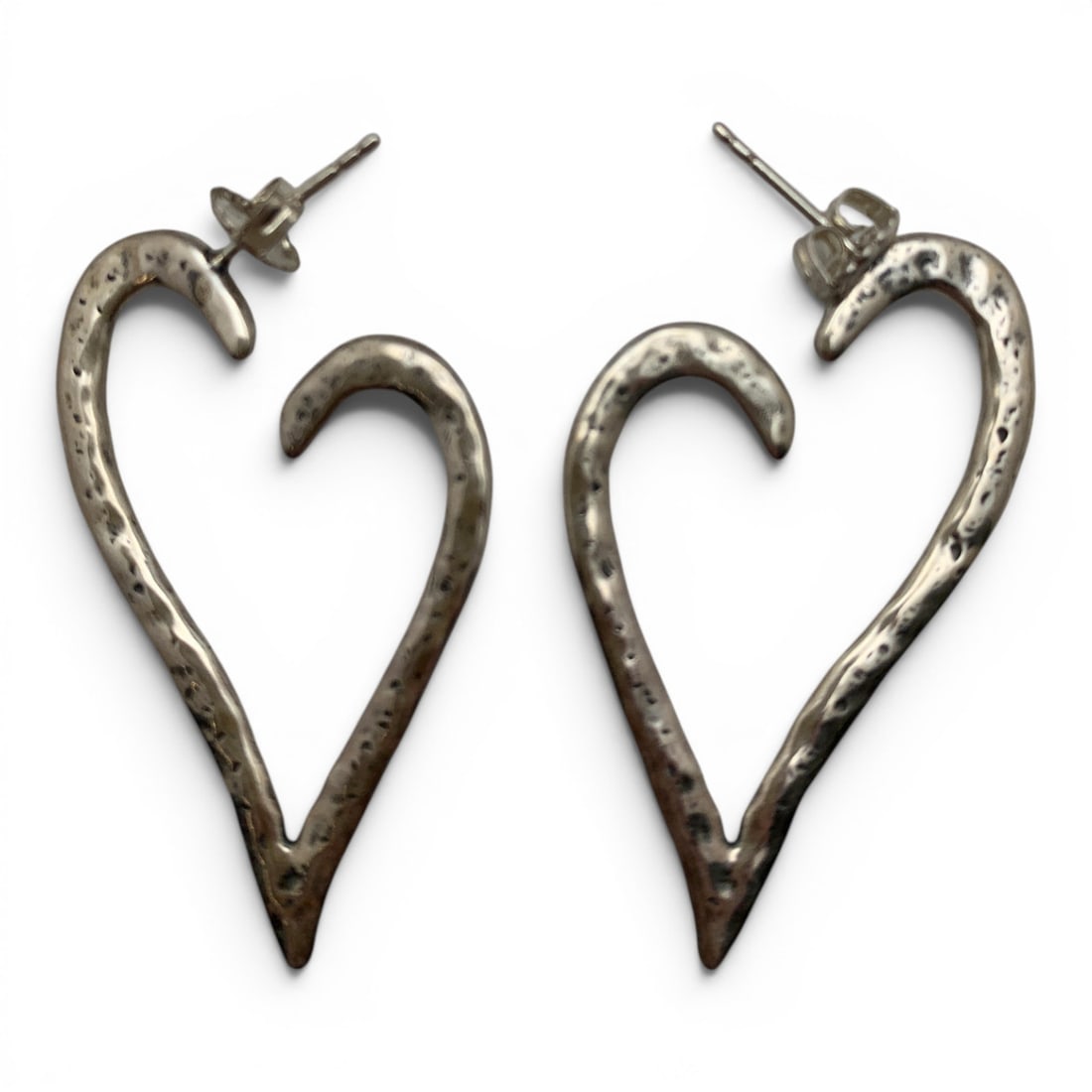 Pair Of Vintage Sterling Silver Heart Earrings: Pair Of Vintage Sterling Silver Earrings Marked: 925 - 1 3/4" Long - 9.0 Grams