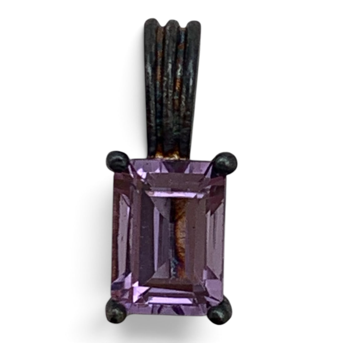 Sterling Silver & Purple Stone Pendant: Sterling Silver Pendant Featuring A Purple Gemstone Marked: 925 - 1/2" Long - 0.8 Grams