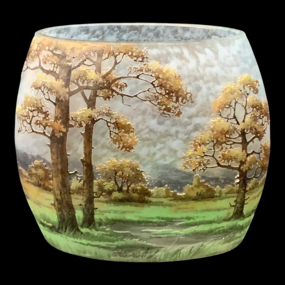Circa. 1904 Nancy Daum Paysage Cameo Vase - 4