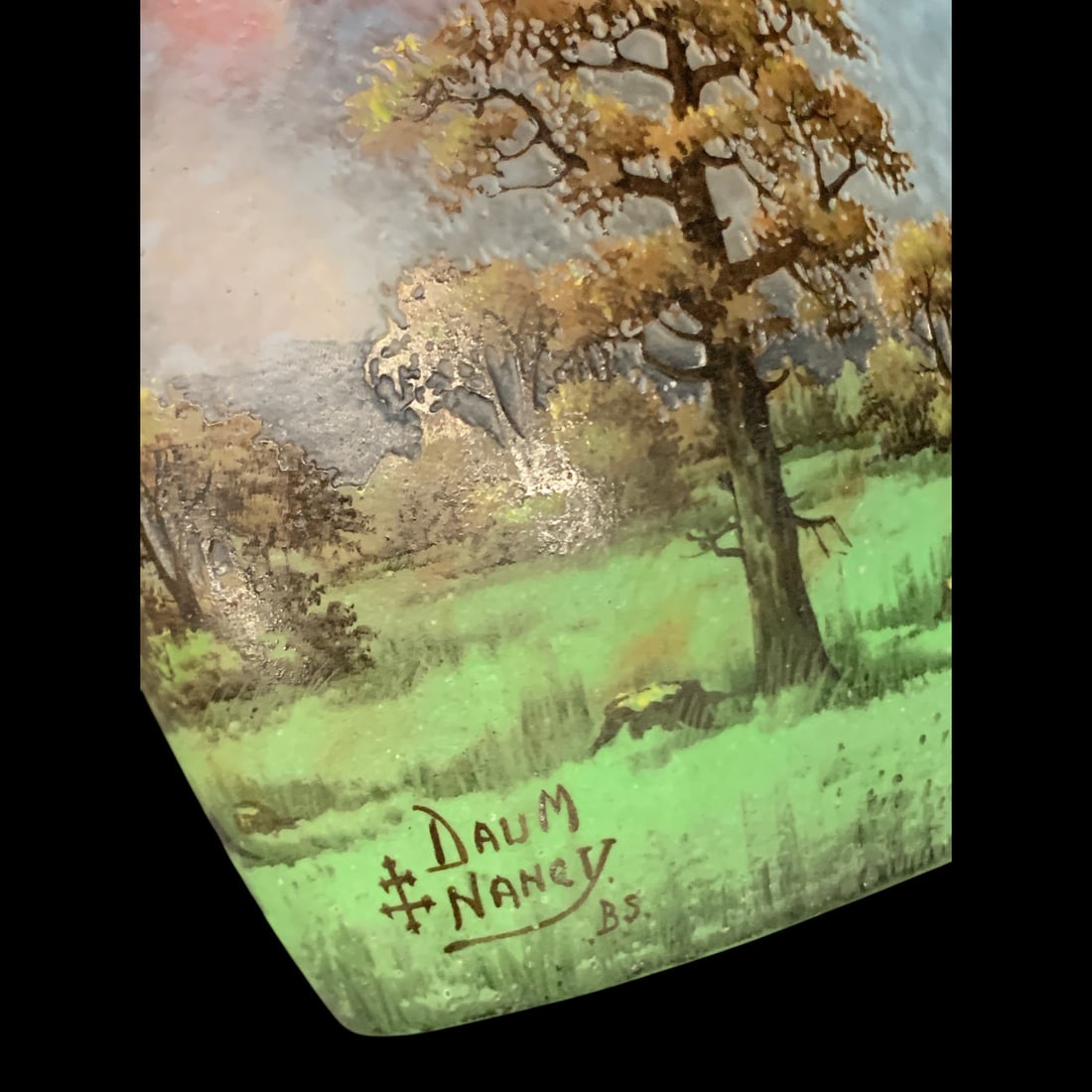 Circa. 1904 Nancy Daum Paysage Cameo Vase - 8