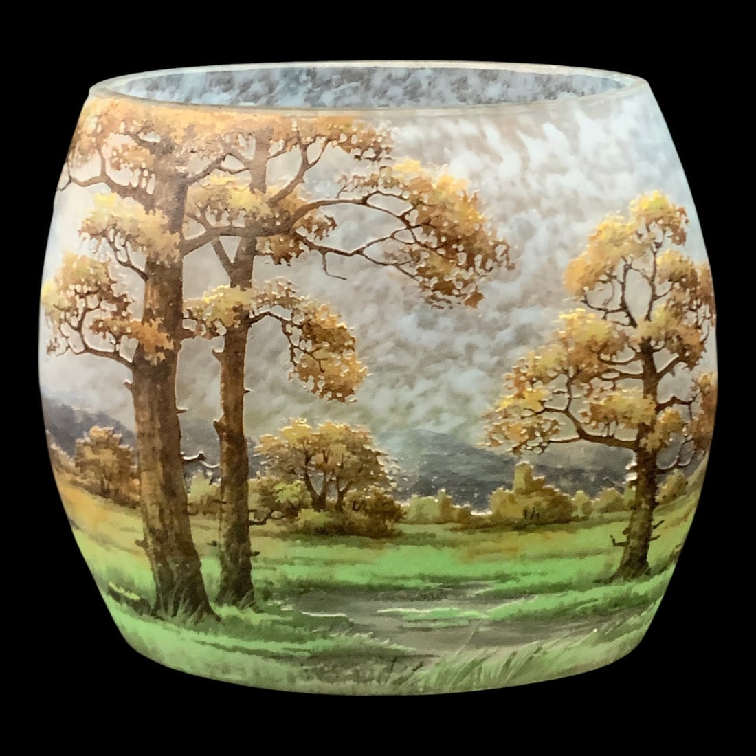 Circa. 1904 Nancy Daum Paysage Cameo Vase - 9