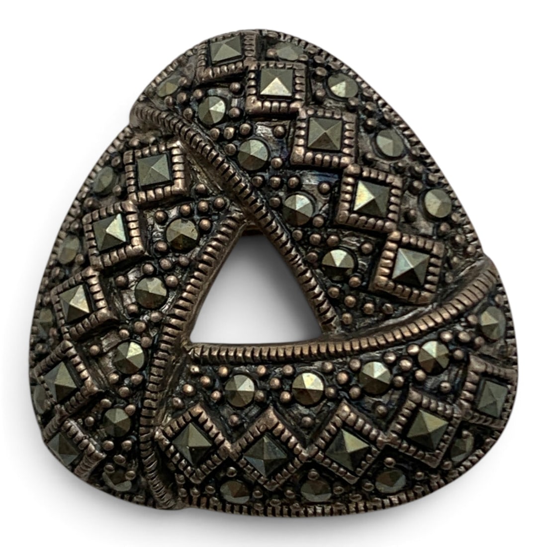 Sterling Silver & Marcasite Pin: Vintage Sterling Silver Pin Featuring Marcasite StonesMarked: 925 - 1 1/8" Long - 11.3 Grams