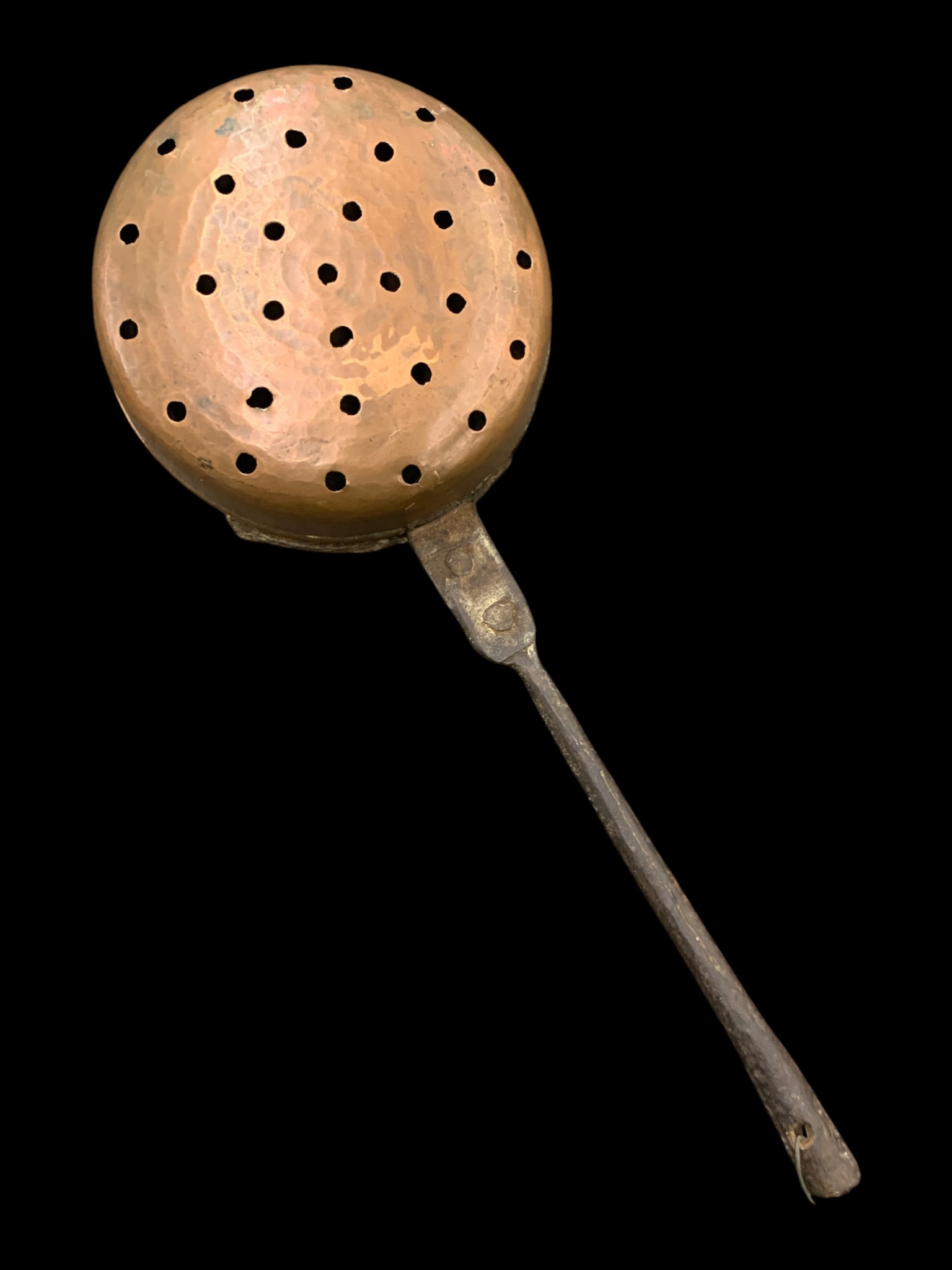 Vintage Copper Bed Warmer: Vintage Copper Bed Warmer With A Metal Handle Featuring A Perforated Lid 22 1/2" Long