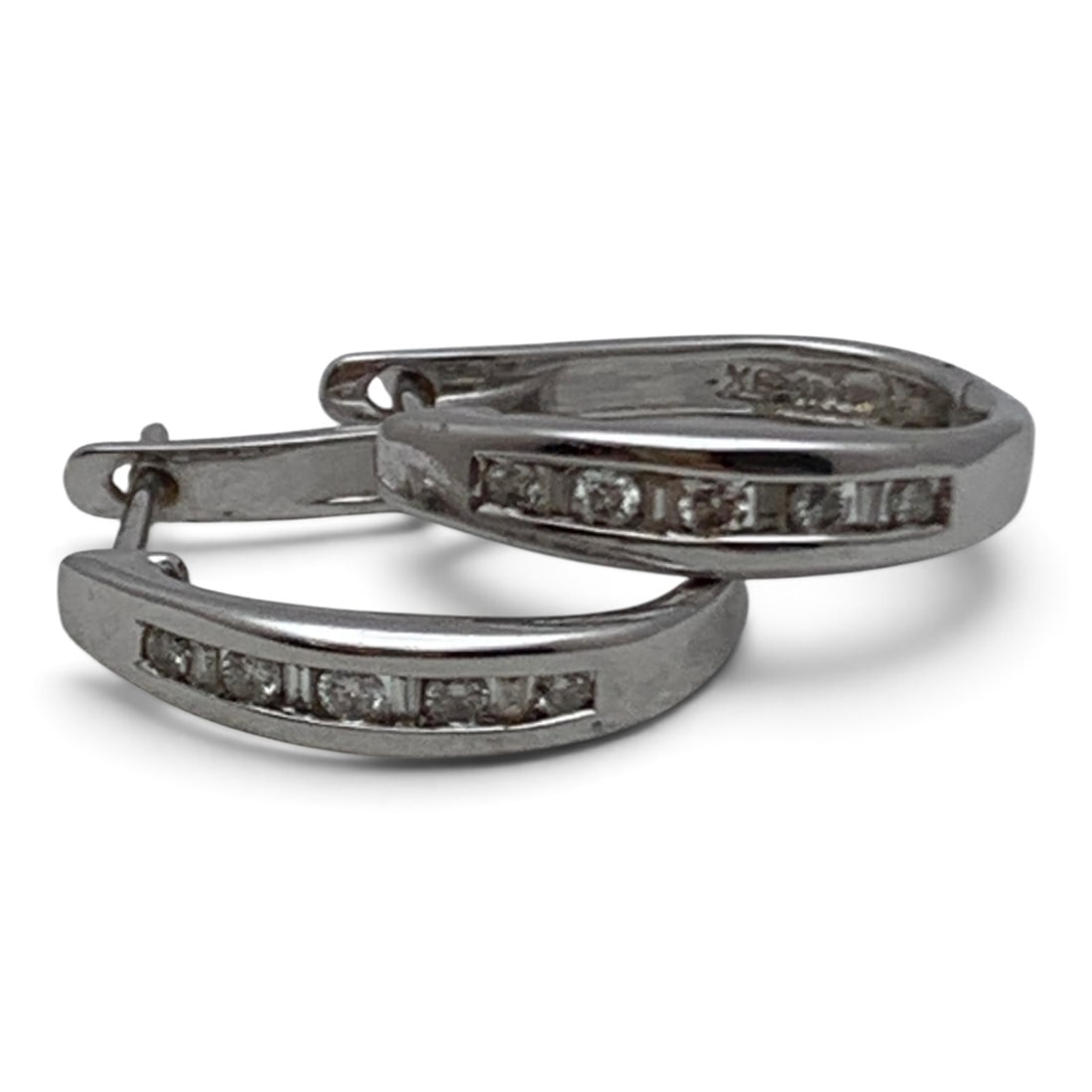 Pair Of 14k White Gold & Diamond Earrings: 14k White Gold Earrings Featuring 6 Round Cut Channel Set White Diamonds.Marked: 14k - 3/4" Long - 2.2 DwtGemstones Tested With Presidium Gem Tester Il - Berners Does Not Guarantee Authenticity Of
