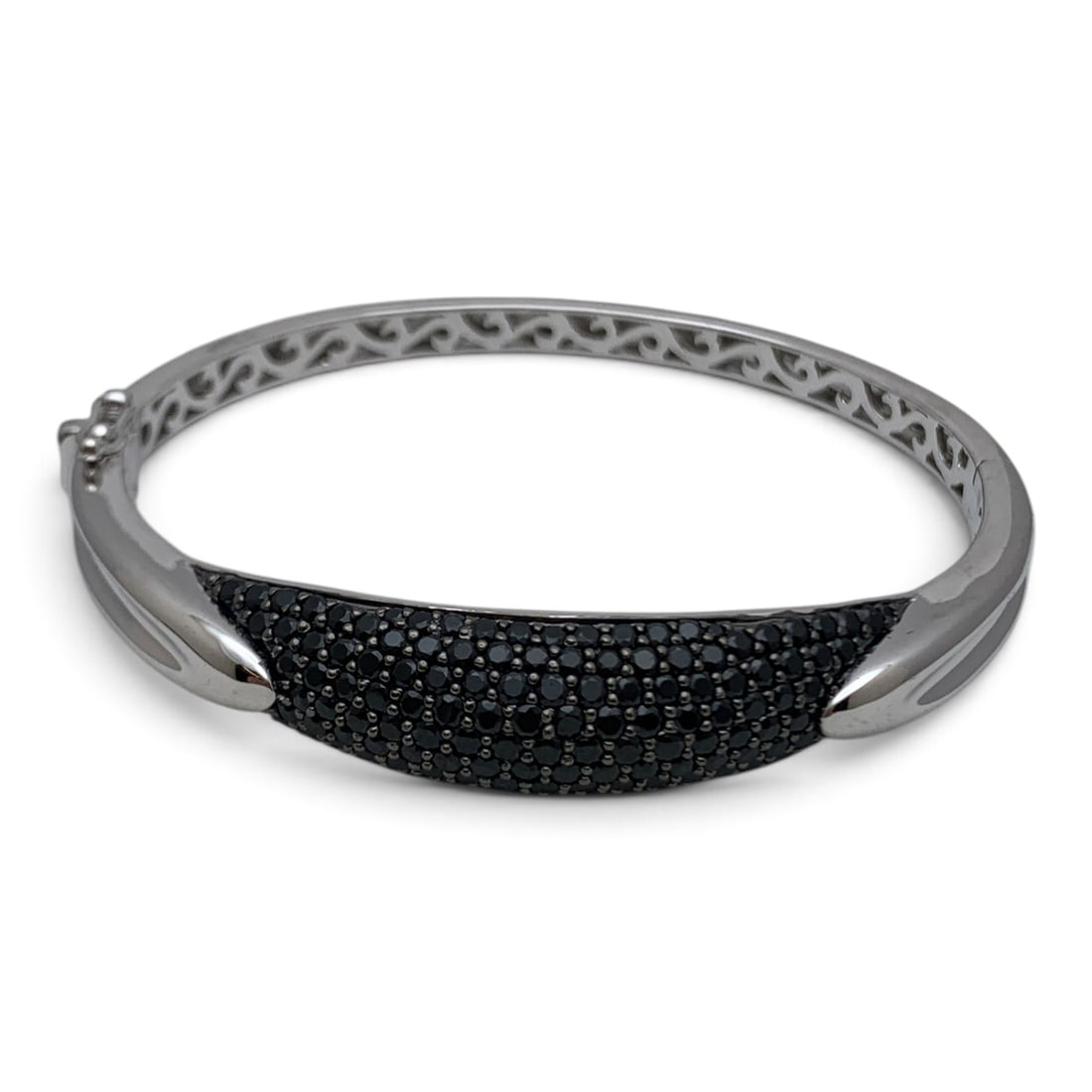 Sterling Silver & Black Stone Hinge Bracelet (1 of 6)