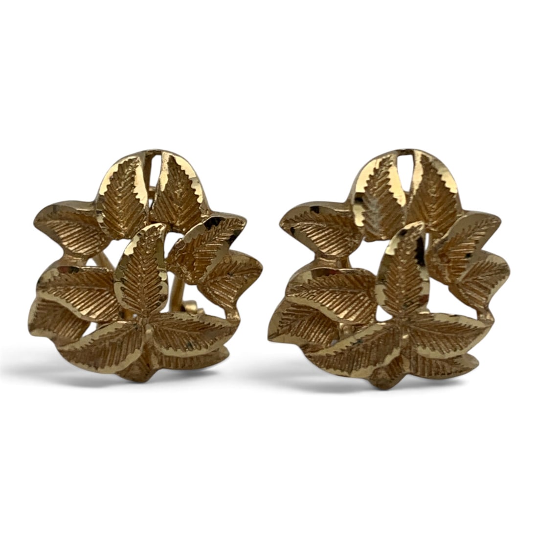 Pair Of 14k Yellow Gold Earrings: Pair Of 14k Yellow Gold Earrings With A Leaf Motif Design Marked: 14k - 5/8" Long - 2.7 Dwt