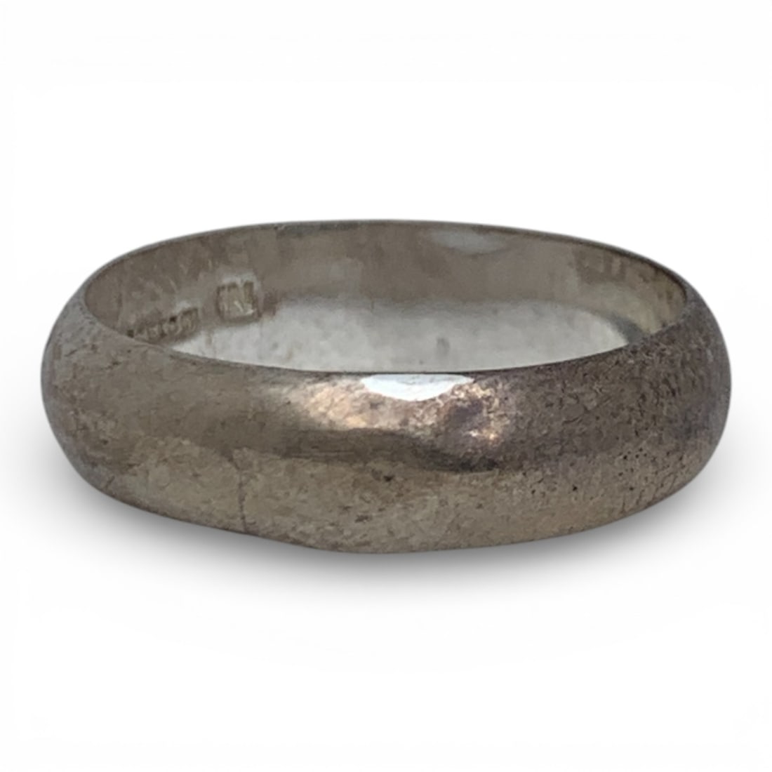 Sterling Silver Ring: Marked 925 - Size 8.25 - 1.4 Grams