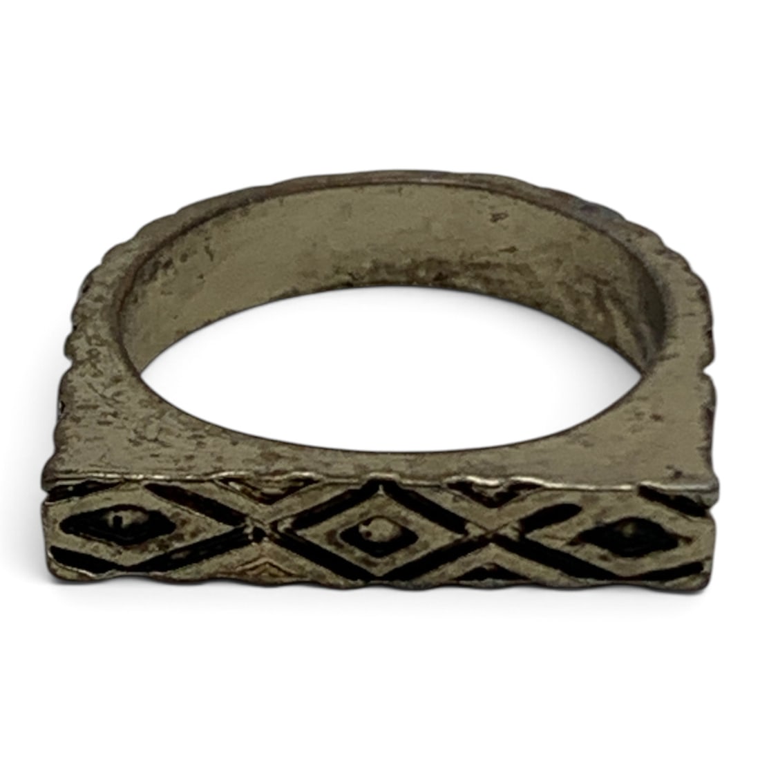 Silver Gold Tone Ring: Vintage Silver Gold Tone Ring With A Geometric Design Tests Silver - Size 6.75 - 3.3 Grams