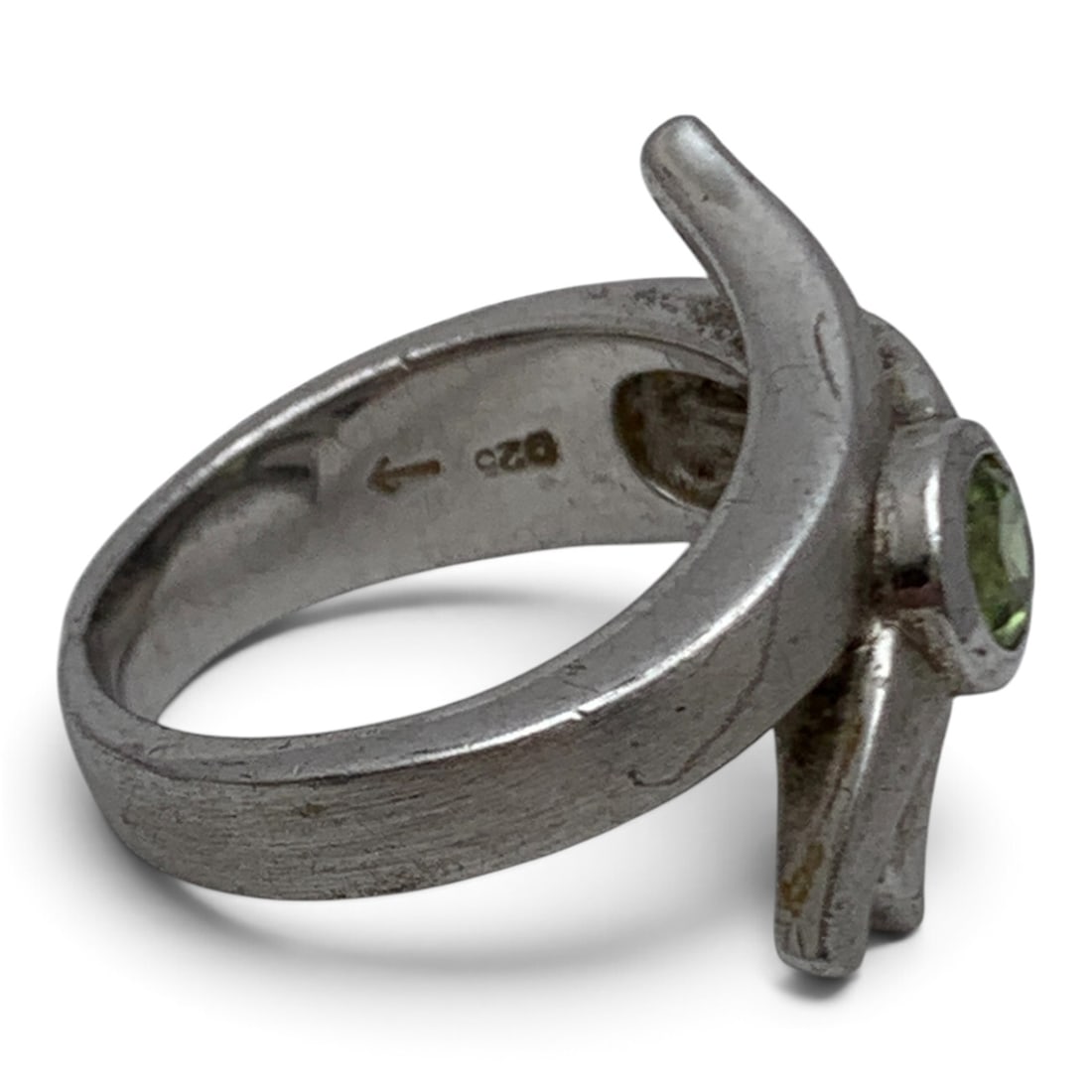 Sterling Silver & Green Stone Ring - 5