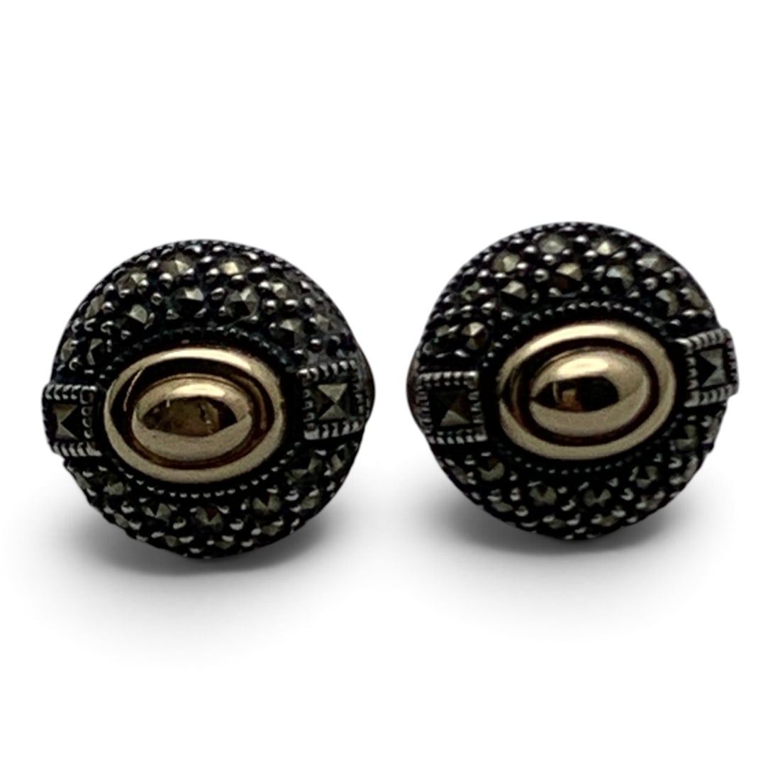 Pair Of Sterling Silver & Marcasite Earrings: Pair Of Sterling Silver Earrings Featuring Marcasite Stones Marked: Sterling - 1/2" Long - 7.5 Grams