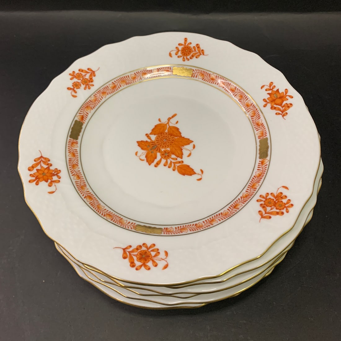 Set Of 6 Herend Chinese Bouquet Rust Plates: Set Of 6 Herend Plates In The Chinese Bouquet Rust Pattern With Hand Painted Floral MotifsMarked On Bottom: Herend Hvbgary, Hand Painted7 1/2" Diameter