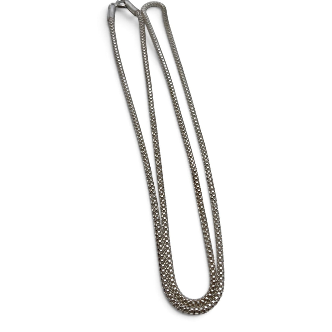 Sterling Silver Necklace: Sterling Silver Necklace Marked: 925 - 19 1/2" Long - 6.7 Grams