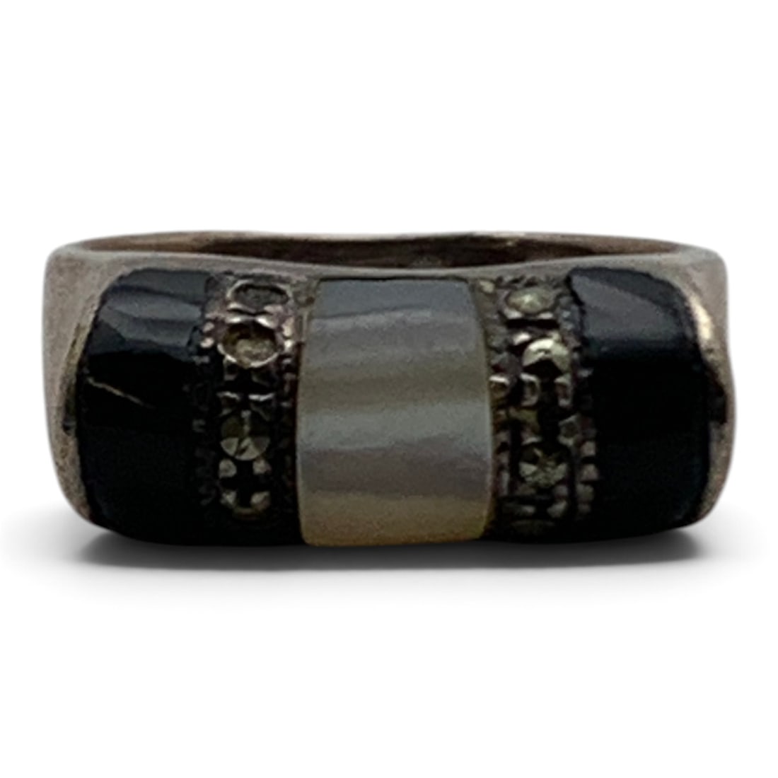 Vintage Sterling Onyx & Mother Of Pearl Ring: Vintage Sterling Silver Ring Featuring Black Onyx & Mother Of Pearl Stones With Small Marcasite Stones Marked: 925 - Size 9 - 7.9 Grams (missing 5 Marcasite Stones)
