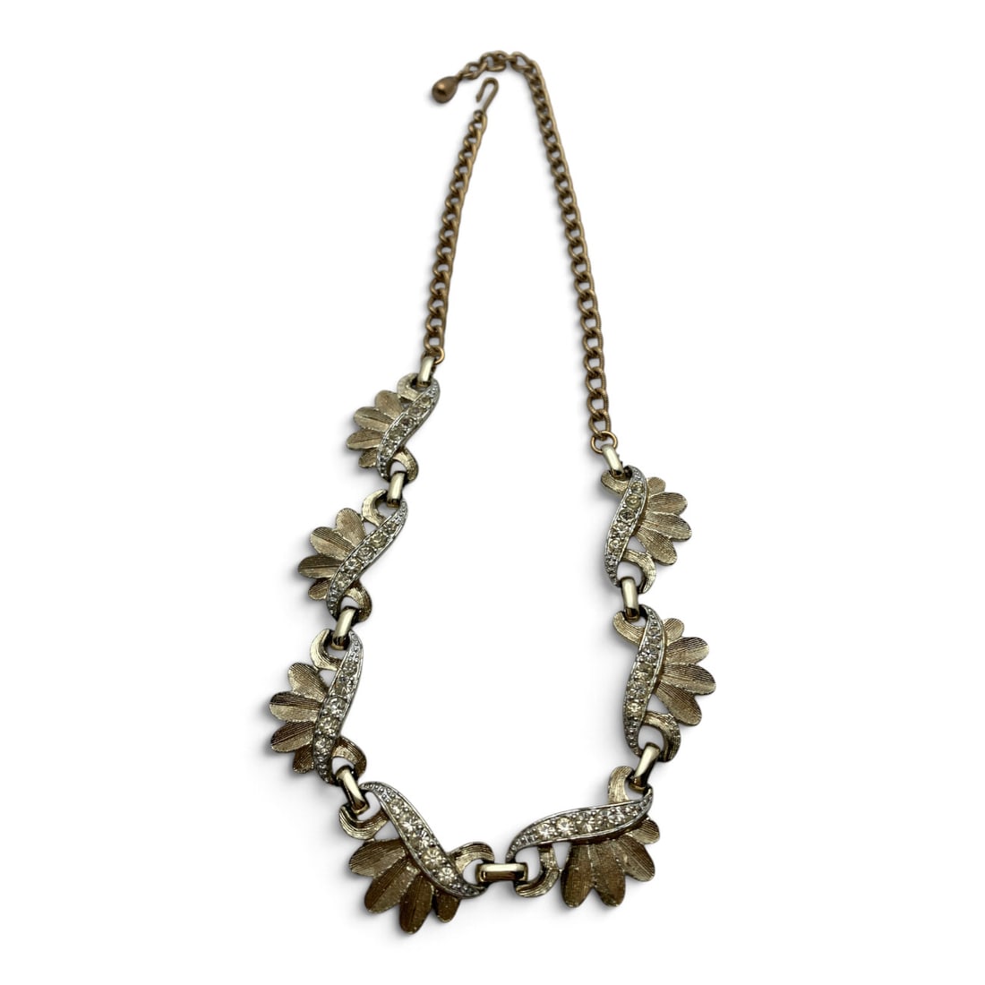 Signed Sarah Cov Rhinestone Fashion Necklace: Signed Sarah Cov Vintage Designer Necklace Featuring Clear Rhinestones Marked: Sarah Cov - 17 3/4" Long