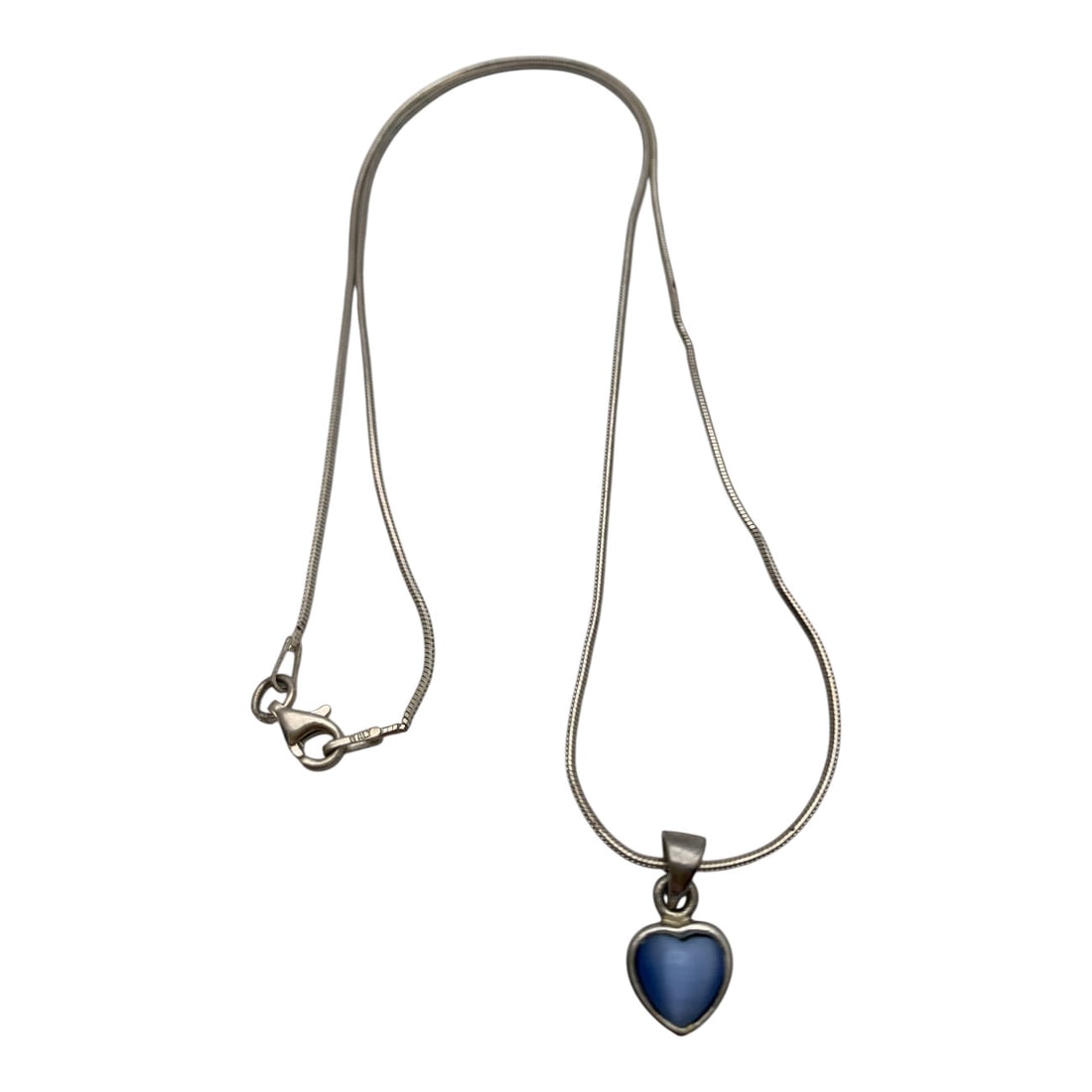 Vintage Sterling Silver & Heart Pendant Necklace: Vintage Sterling Silver Heart Pendant With A Blue Stone On A Sterling Chain Marked: 925 - 18" Long - 4.2 Grams