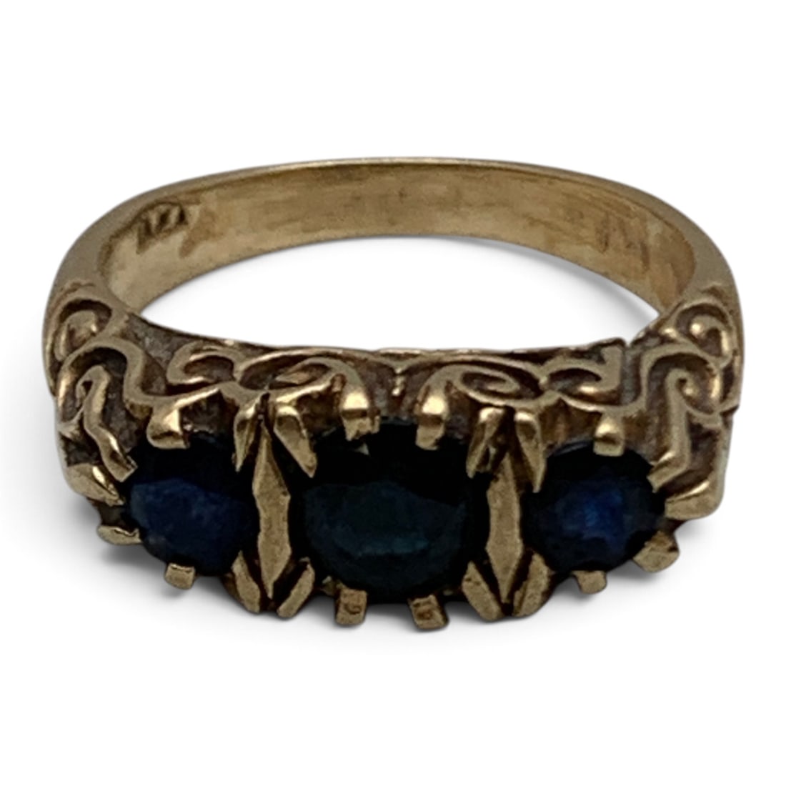 Vintage 10k Yellow Gold & Blue Sapphire Ring: Vintage 10k Yellow Gold Ring With An Intricate Swirl Design On The Band Featuring 3 Blue Sapphire Gemstones Tests 10k - Size 5 - 2.8 DwtGemstones Tested With Presidium Gem Tester Il - Berners Does Not