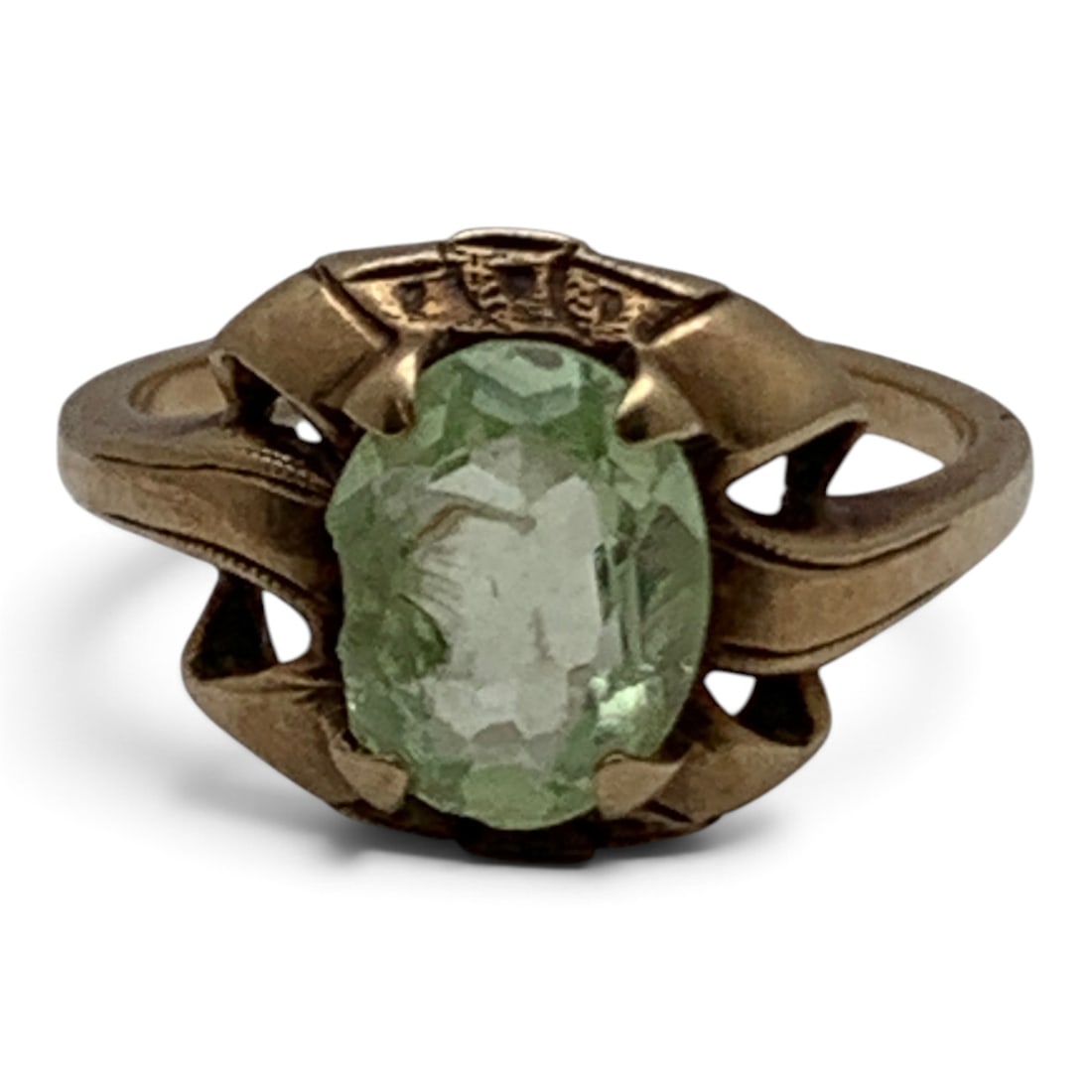 Victorian 10k Yellow Gold & Green Spinel Ring: Victorian 10k Yellow Gold Ring Featuring An Oval Cut Green Spinel Gemstone Marked: 10k - Size 6 - 1.8 DwtGemstones Tested With Presidium Gem Tester Il - Berners Does Not Guarantee Authenticity Of Gems