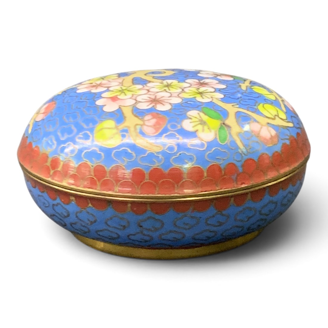 Vintage Chinese Cloisonne Lidded Trinket Container: Vintage Chinese Cloisonne Lidded Trinket Container3 1/4" Diameter