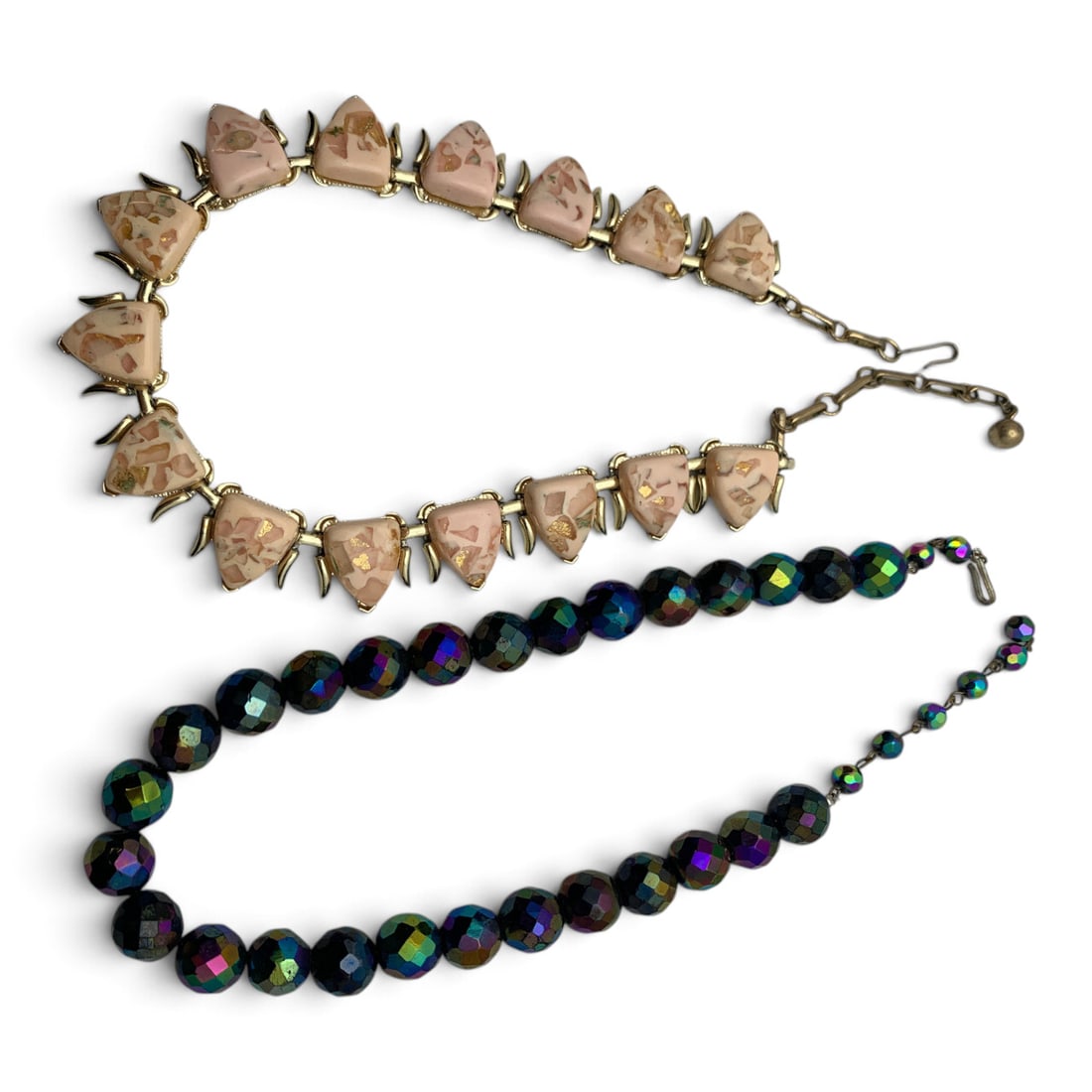 2 Vintage Fashion Necklaces: 2 Vintage Fashion Necklaces16 5/8 & 16 1/4" Long