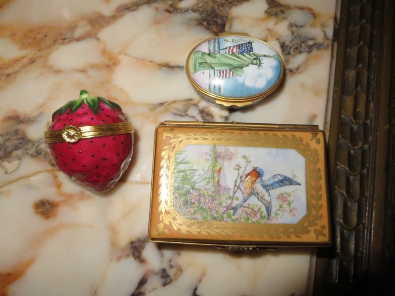 Tiffany and Limoges Boxes: Tiffany and Limoges Boxes, Tiffany Box Statue of Liberty, Two Limoges pieces, one strawberry an one box.