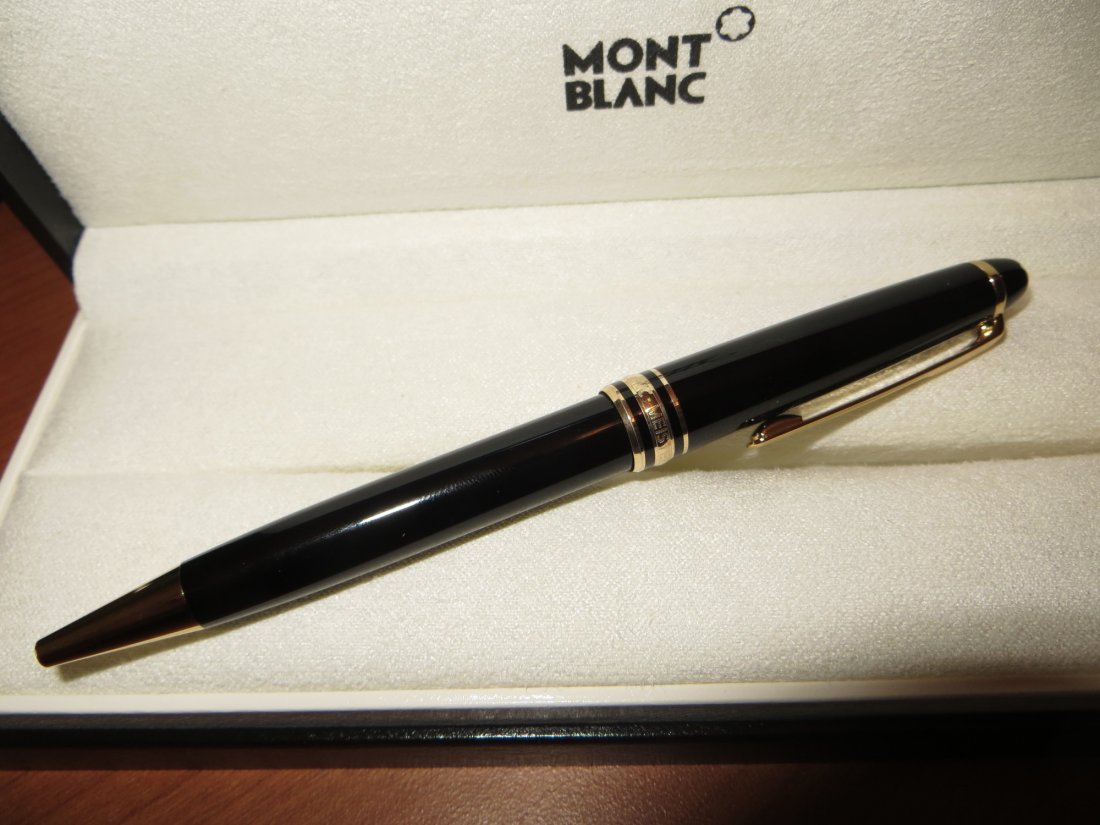 Montblanc Meisterstuck Classique Black Ballpoint Pen: Montblanc Meisterstuck Classique Black Ballpoint Pen