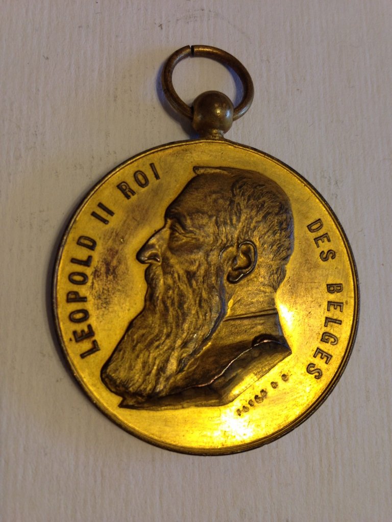 German WWI Era Medallion 1800s early 1900s: Beautiful German Medallion from Prussian / German Veteran who served during the late 1800s to WWI. Dated