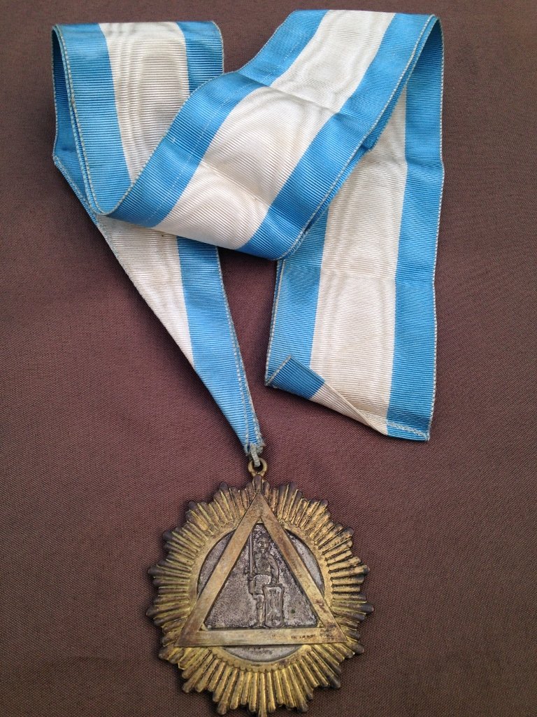 Beautiful German 1891 Medal with ribbon RARE: Extremely Rare 1891 German Medallion for Fraternal Organization (Masonic, Templar) Showing Teutonic German Knight. Shield shows German Eagle.Ribbon in excellent condition. From German WWI WWII Veteran