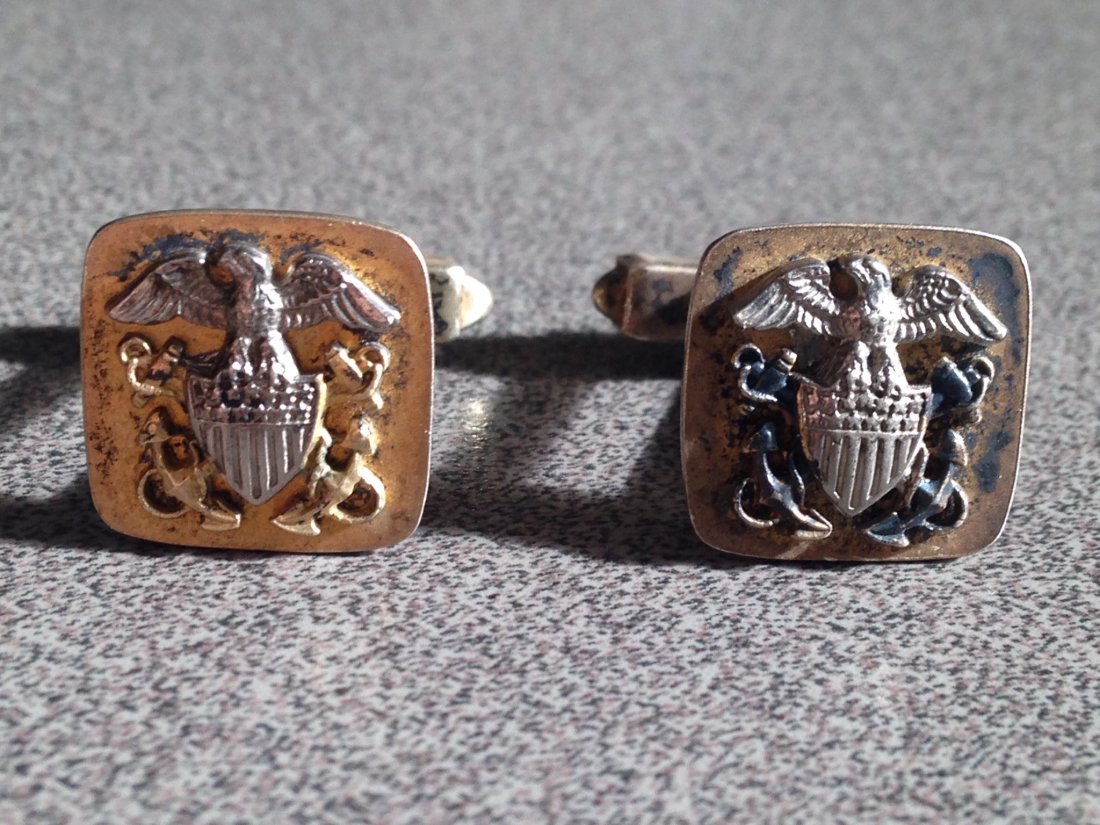 STERLING Silver United States Navy WW2 Cufflinks Cuff: Beautiful World War 2 United States Navy cuff links! From a USN Veterans estate, served during WW2 in the Pacific, joint Navy Marine landing forces. Very high quality and Very rare!