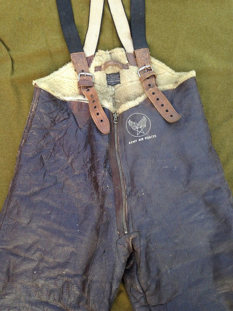 United States Army Air Force WW2 B-1 Bomber Wool Pants: Beautiful pair of World War 2 Wool and Leather Bomber Pants, worn by Gunner. From Veteran's Estate.