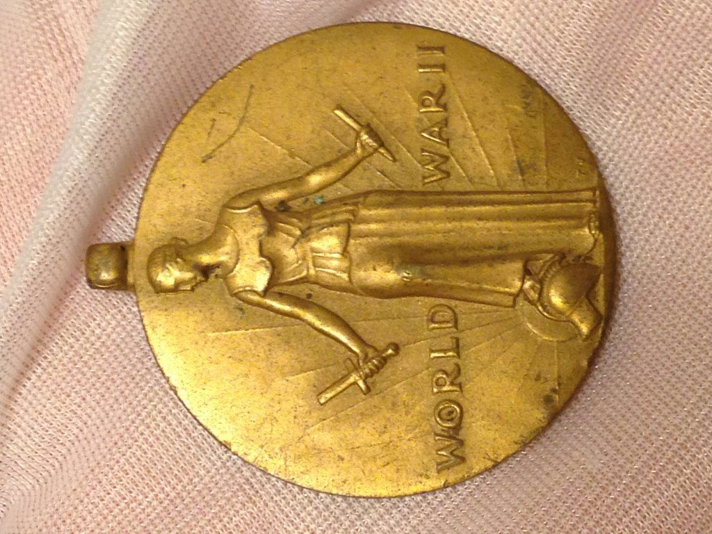 World War 2 Medal from Veteran's Estate (1 of 2)
