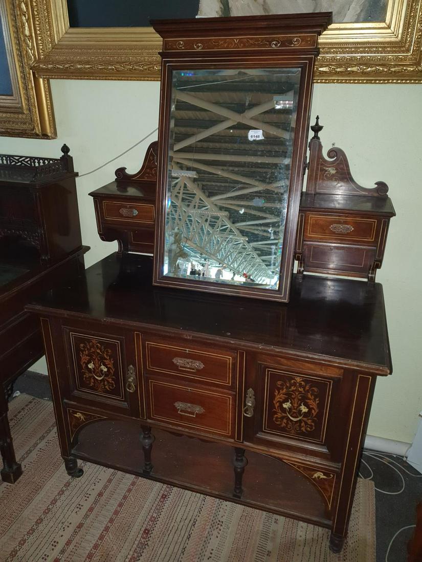 An Edwardian Mahogany Inlaid Dressing Table. (1) (19).: An Edwardian Mahogany Inlaid Dressing Table. W 106 x H 75 x D 55 cm approx. (1) (19).