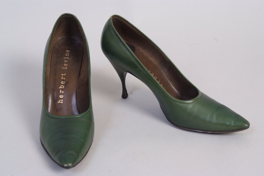1950's Stiletto Heeled shoes by 'Herbert Levine'.: 1950's Stiletto Heeled shoes by 'Herbert Levine' The celebrated American shoe designer. Elegant pointed stiletto heel shoes made from bottle green leather and leather soles. Good condition. 10" long 3