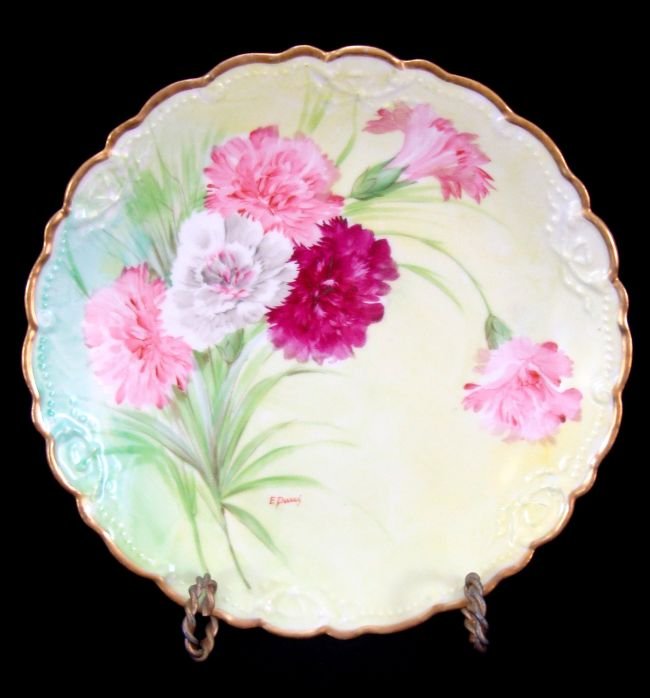 Italian Ginori, Signed Hand Painted Porcelain: Richard Ginori hand painted plate with design of carnations. 9" diameter . Signed Italian