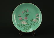 Famille Rose Flowers Plate Qianlong Period