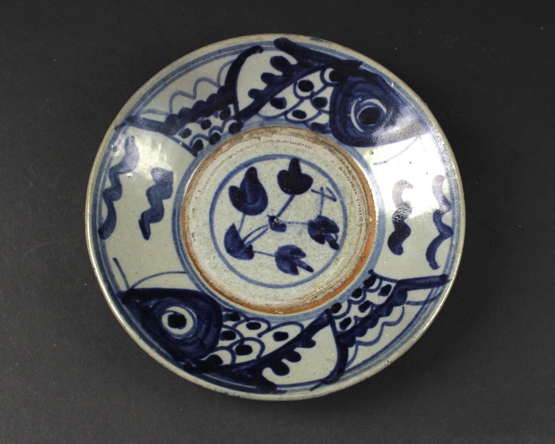Blue&White Dish Made in Quanzhou Ming Dynasty Period: 明代中期福建泉州青花盘Diameter: 15cm